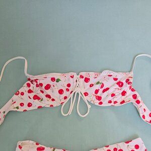 TOP ONLY - Frankies Bikinis x SYDNEY SWEENEY - Cherry Bomb